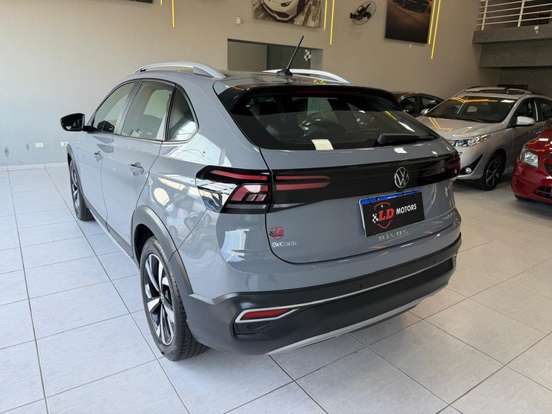 VOLKSWAGEN-NIVUS-1.0 200 TSI TOTAL FLEX HIGHLINE AUTOMÁTICO VOLKSWAGEN-NIVUS-2024