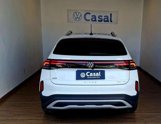 VOLKSWAGEN-NIVUS-1.0 200 TSI TOTAL FLEX HIGHLINE AUTOMÁTICO VOLKSWAGEN-NIVUS-2025