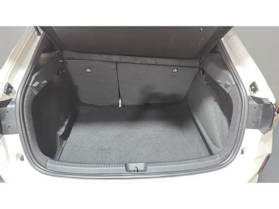 VOLKSWAGEN-NIVUS-1.0 200 TSI TOTAL FLEX HIGHLINE AUTOMÁTICO VOLKSWAGEN-NIVUS-2025