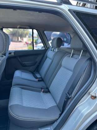 VOLKSWAGEN-PARATI-2006