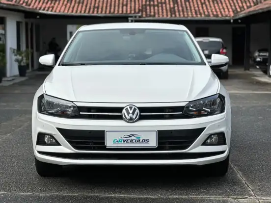 VOLKSWAGEN-POLO-1.0 200 TSI COMFORTLINE AUTOMÁTICO VOLKSWAGEN-POLO-2018