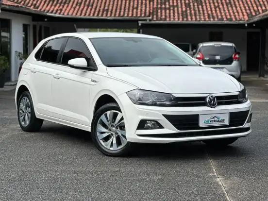 VOLKSWAGEN-POLO-1.0 200 TSI COMFORTLINE AUTOMÁTICO VOLKSWAGEN-POLO-2018