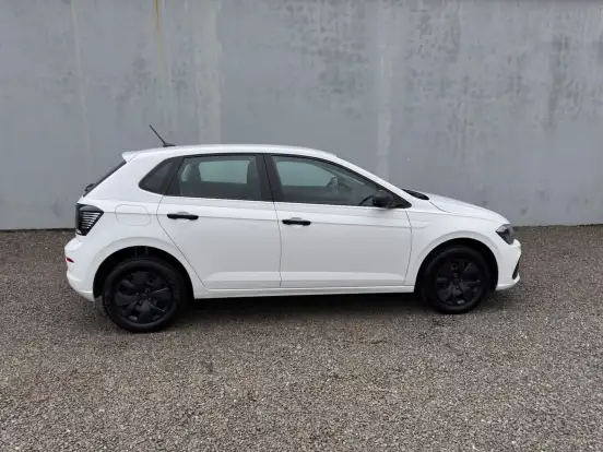 VOLKSWAGEN-POLO-2025