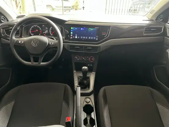 VOLKSWAGEN-POLO-2025