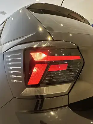VOLKSWAGEN-POLO-2025