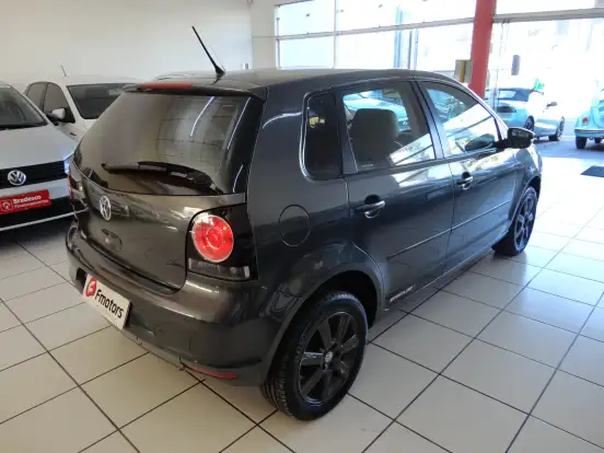 VOLKSWAGEN-POLO-1.6 MI SPORTLINE 8V FLEX 4P AUTOMATIZADO VOLKSWAGEN-POLO-2012