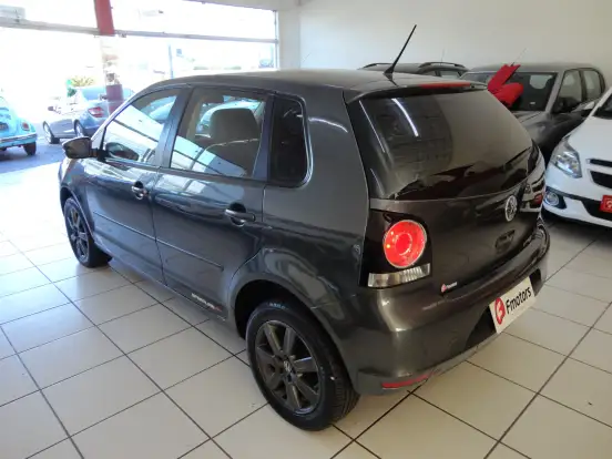 VOLKSWAGEN-POLO-1.6 MI SPORTLINE 8V FLEX 4P AUTOMATIZADO VOLKSWAGEN-POLO-2012