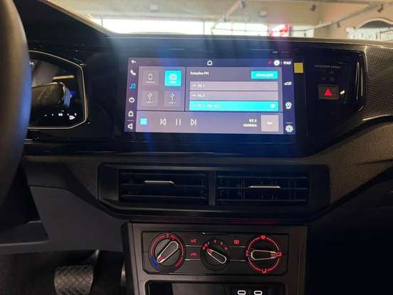 VOLKSWAGEN-POLO-2025