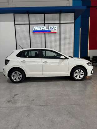 VOLKSWAGEN-POLO-2023
