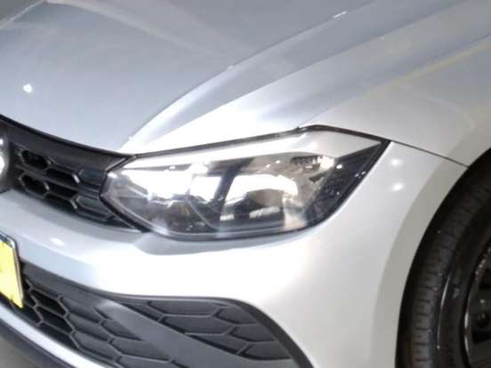VOLKSWAGEN-POLO-2023