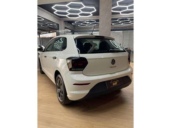 VOLKSWAGEN-POLO-2025