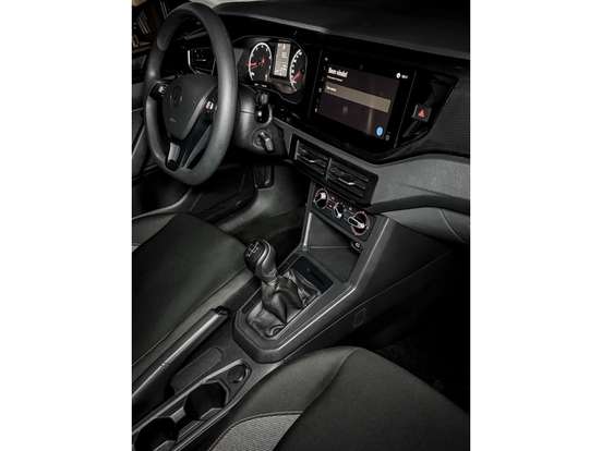 VOLKSWAGEN-POLO-2024