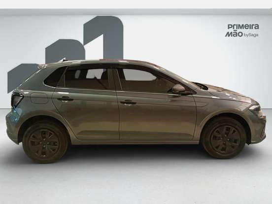 VOLKSWAGEN-POLO-2025