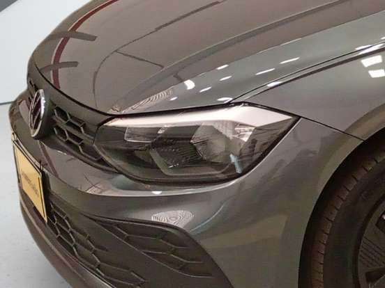 VOLKSWAGEN-POLO-2025