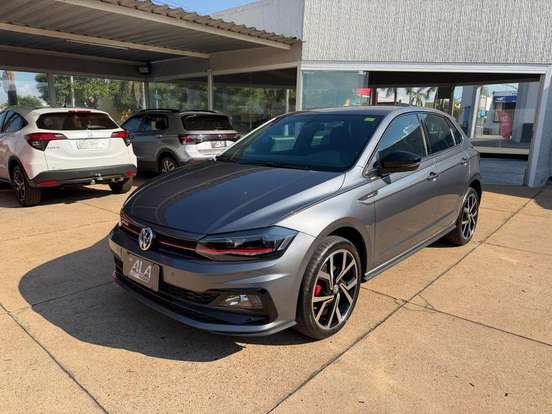 VOLKSWAGEN-POLO-2022