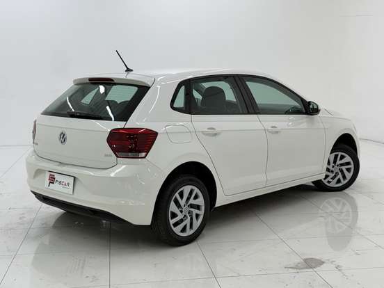 VOLKSWAGEN-POLO-2019