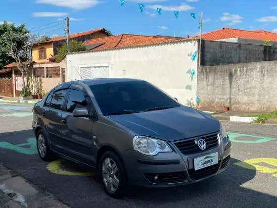 VOLKSWAGEN POLO SEDAN 1.6 MI 8V FLEX 4P MANUAL