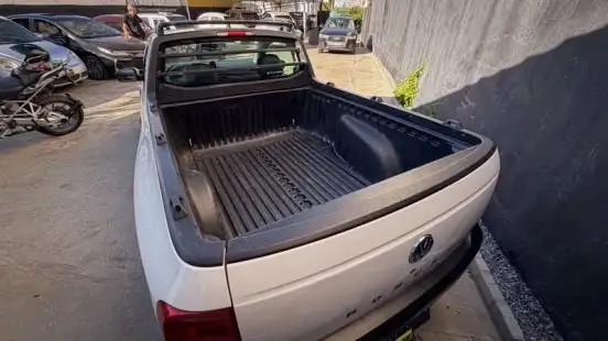 VOLKSWAGEN-SAVEIRO-2023