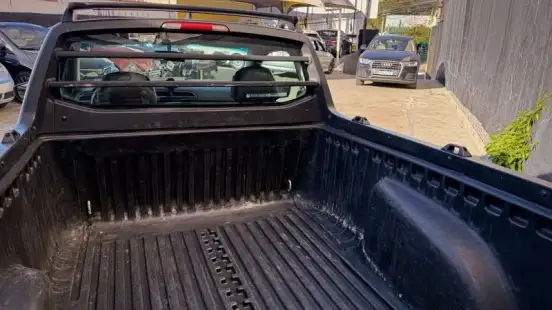 VOLKSWAGEN-SAVEIRO-2023