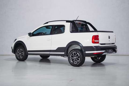 VOLKSWAGEN-SAVEIRO-2019