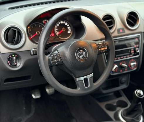 VOLKSWAGEN-SAVEIRO-2013