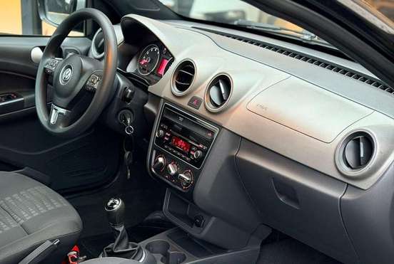VOLKSWAGEN-SAVEIRO-2013