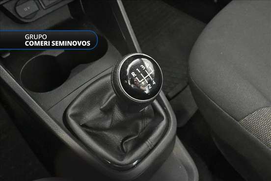 VOLKSWAGEN-SAVEIRO-2024