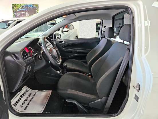 VOLKSWAGEN-SAVEIRO-2024