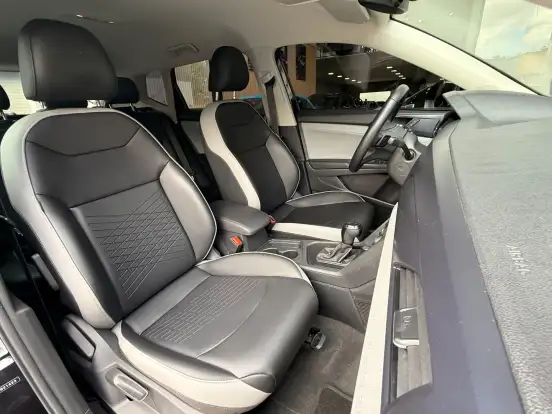 VOLKSWAGEN-TAOS-1.4 250 TSI TOTAL FLEX COMFORTLINE AUTOMÁTICO VOLKSWAGEN-TAOS-2022