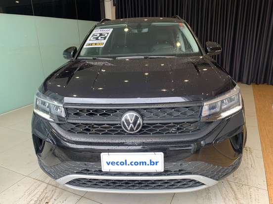 VOLKSWAGEN-TAOS-2021