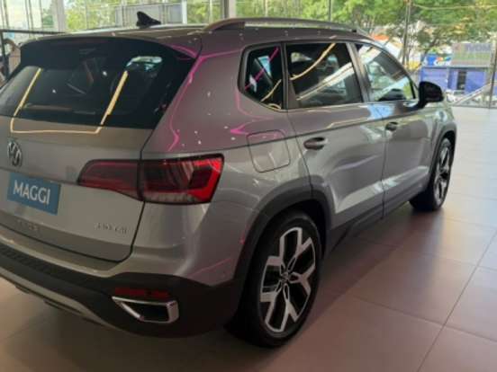 VOLKSWAGEN-TAOS-1.4 250 TSI TOTAL FLEX HIGHLINE AUTOMÁTICO VOLKSWAGEN-TAOS-2025