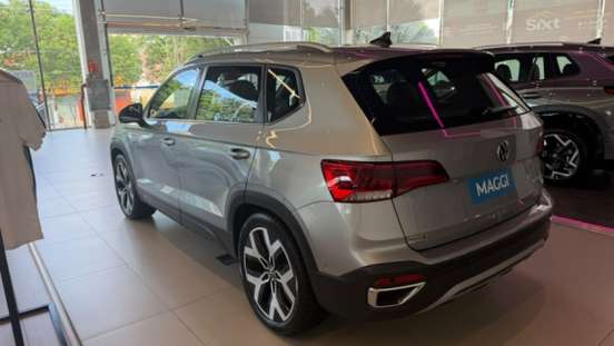 VOLKSWAGEN-TAOS-2025