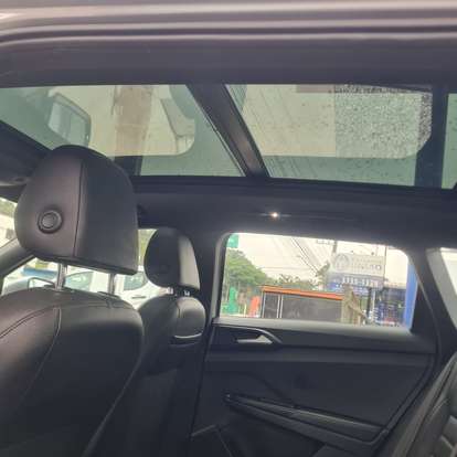 VOLKSWAGEN-TAOS-2021