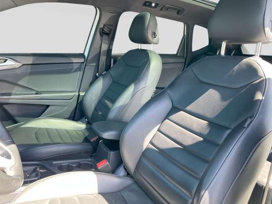 VOLKSWAGEN-TAOS-1.4 250 TSI TOTAL FLEX HIGHLINE AUTOMÁTICO VOLKSWAGEN-TAOS-2023