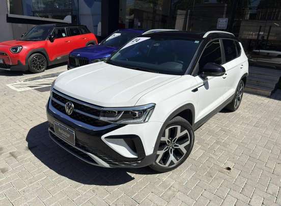 VOLKSWAGEN-TAOS-2023