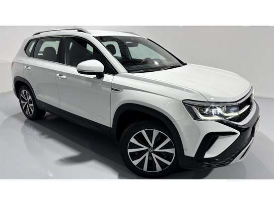 VOLKSWAGEN-TAOS-2023