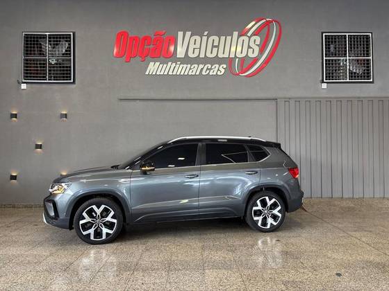 VOLKSWAGEN TAOS 1.4 250 TSI TOTAL FLEX HIGHLINE AUTOMÁTICO