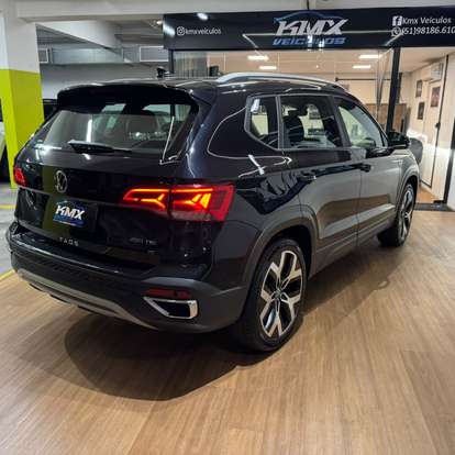 VOLKSWAGEN-TAOS-2024