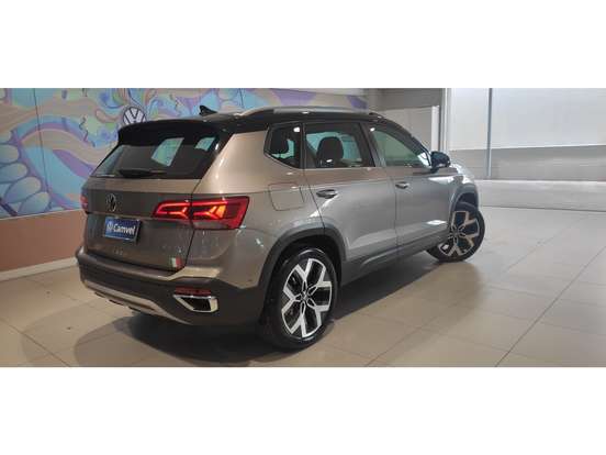 VOLKSWAGEN-TAOS-2024