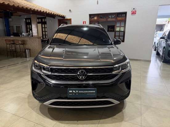 VOLKSWAGEN-TAOS-2023