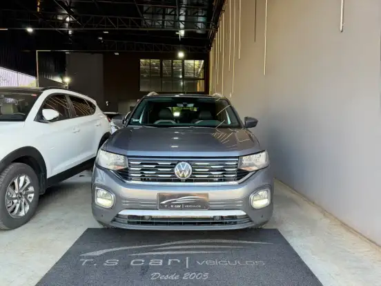 VOLKSWAGEN-T-CROSS-2021