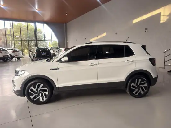 VOLKSWAGEN-T-CROSS-2025
