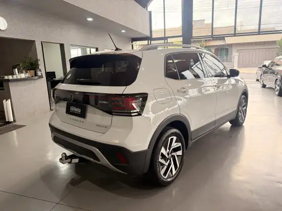 VOLKSWAGEN-T-CROSS-2025