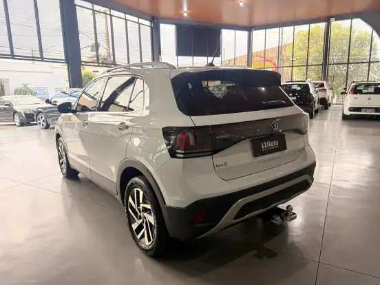 VOLKSWAGEN-T-CROSS-2025