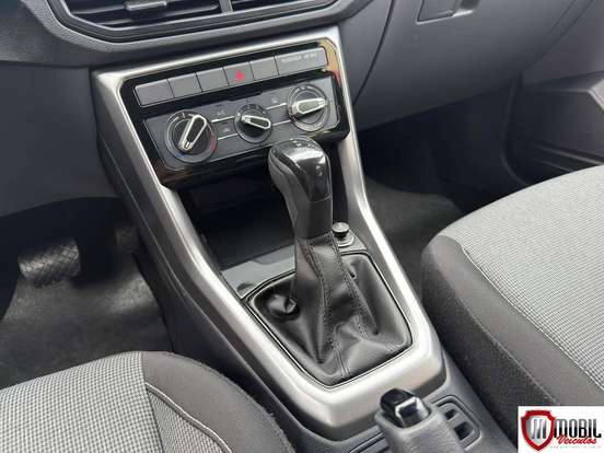 VOLKSWAGEN-T-CROSS-2024