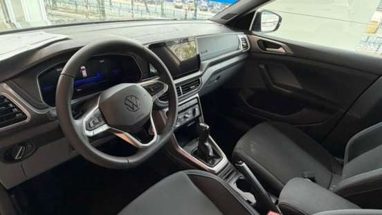 VOLKSWAGEN-T-CROSS-2026