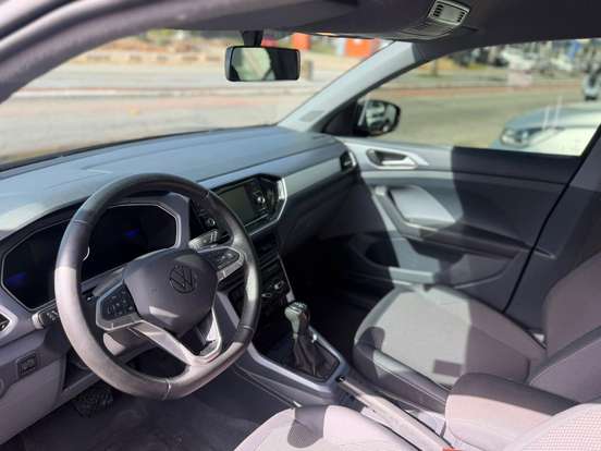 VOLKSWAGEN-T-CROSS-2023