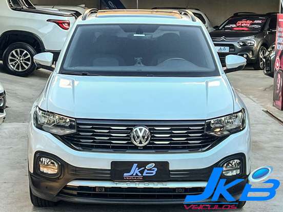 VOLKSWAGEN-T-CROSS-2019