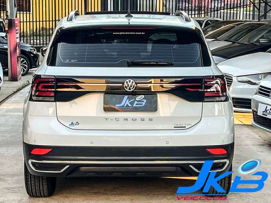 VOLKSWAGEN-T-CROSS-1.0 200 TSI TOTAL FLEX COMFORTLINE AUTOMÁTICO VOLKSWAGEN-T-CROSS-2019