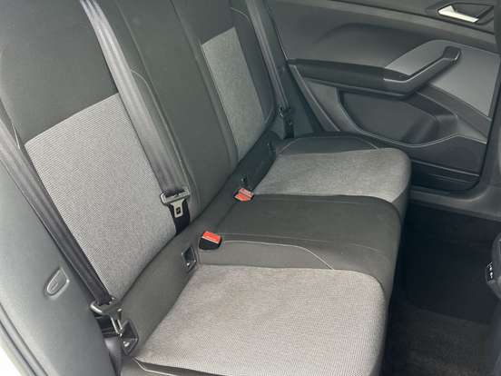 VOLKSWAGEN-T-CROSS-1.0 200 TSI TOTAL FLEX COMFORTLINE AUTOMÁTICO VOLKSWAGEN-T-CROSS-2025
